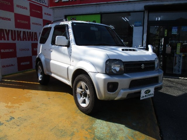 Import and buy SUZUKI JIMNY SIERRA 2017 from Japan to Nairobi, Kenya