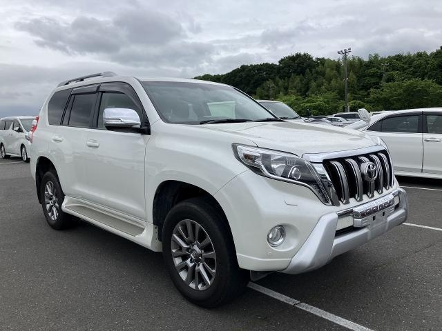 Import and buy TOYOTA LAND CRUISER PRADO 2017 from Japan to Nairobi, Kenya