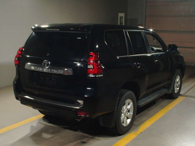 Import and buy TOYOTA LAND CRUISER PRADO 2019 from Japan to Nairobi, Kenya