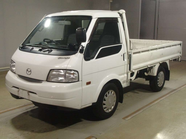 Import and buy MAZDA BONGO 2019 from Japan to Nairobi, Kenya