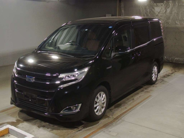 Import and buy TOYOTA NOAH 2017 from Japan to Nairobi, Kenya