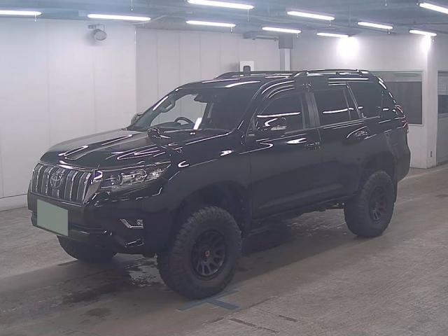 Import and buy TOYOTA LAND CRUISER PRADO 2018 from Japan to Nairobi, Kenya