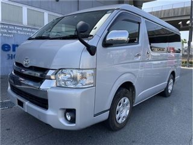 Import and buy TOYOTA HIACE 2017 from Japan to Nairobi, Kenya