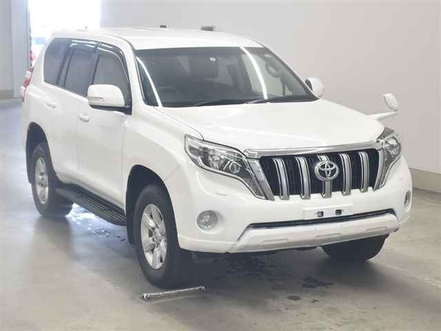 Import and buy TOYOTA LAND CRUISER PRADO 2018 from Japan to Nairobi, Kenya