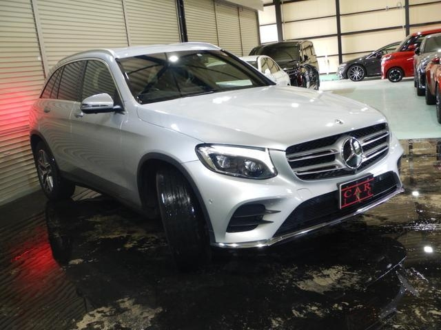 Import and buy MERCEDES BENZ GLC CLASS 2017 from Japan to Nairobi, Kenya