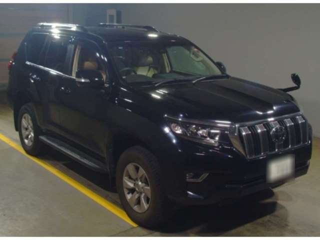 Import and buy TOYOTA LAND CRUISER PRADO 2018 from Japan to Nairobi, Kenya