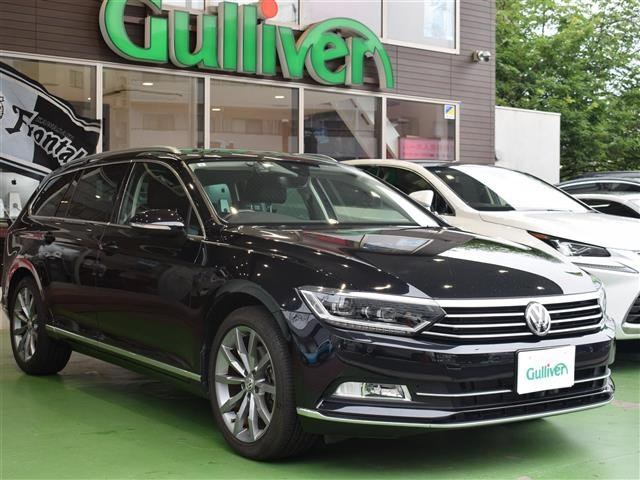 Import and buy VOLKSWAGEN PASSAT VARIANT 2017 from Japan to Nairobi, Kenya