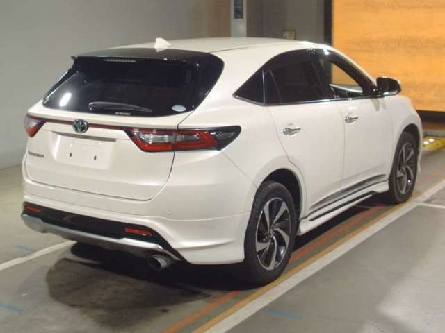 Import and buy TOYOTA HARRIER 2017 from Japan to Nairobi, Kenya