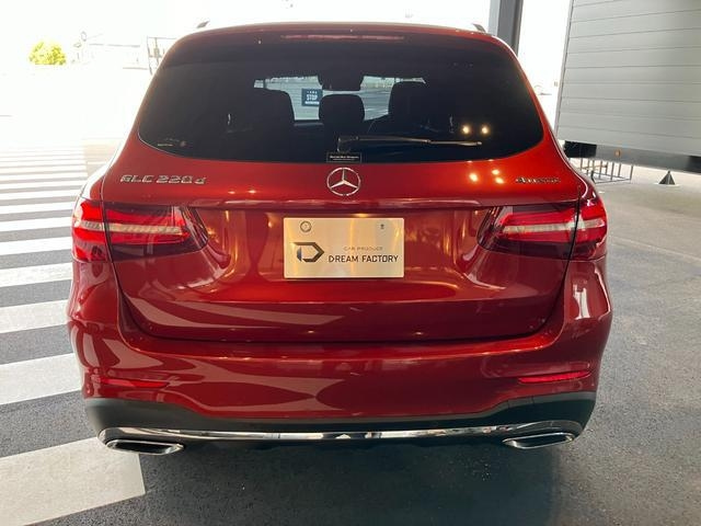 Import and buy MERCEDES BENZ GLC CLASS 2018 from Japan to Nairobi, Kenya