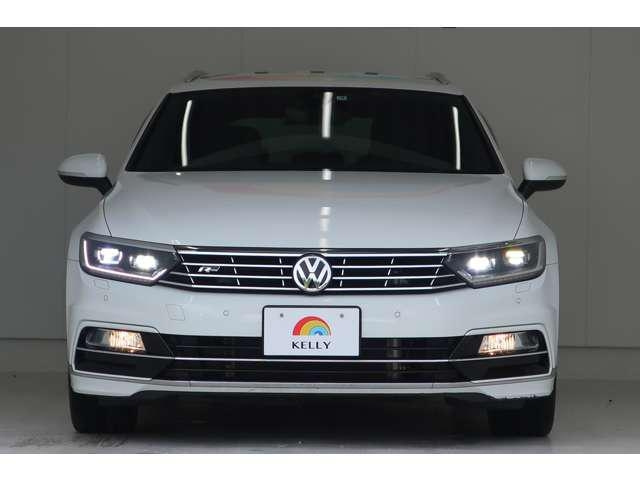 Import and buy VOLKSWAGEN PASSAT VARIANT 2017 from Japan to Nairobi, Kenya