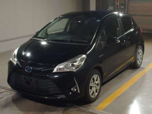 Import and buy TOYOTA VITZ 2017 from Japan to Nairobi, Kenya