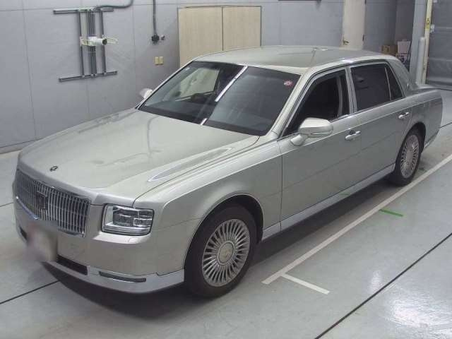 Import and buy TOYOTA CENTURY 2018 from Japan to Nairobi, Kenya