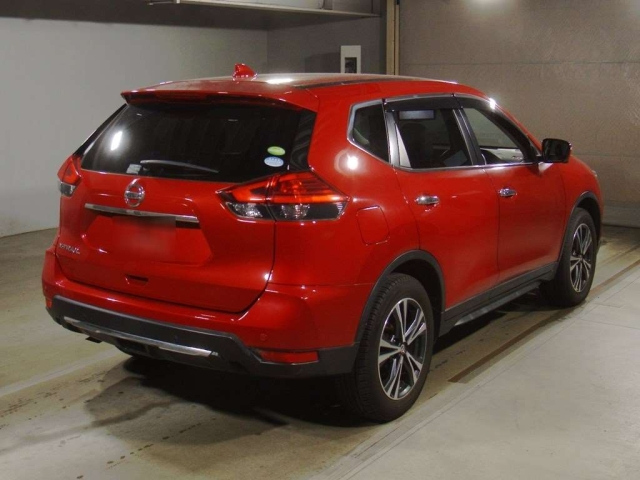 Import and buy NISSAN X-TRAIL 2017 from Japan to Nairobi, Kenya