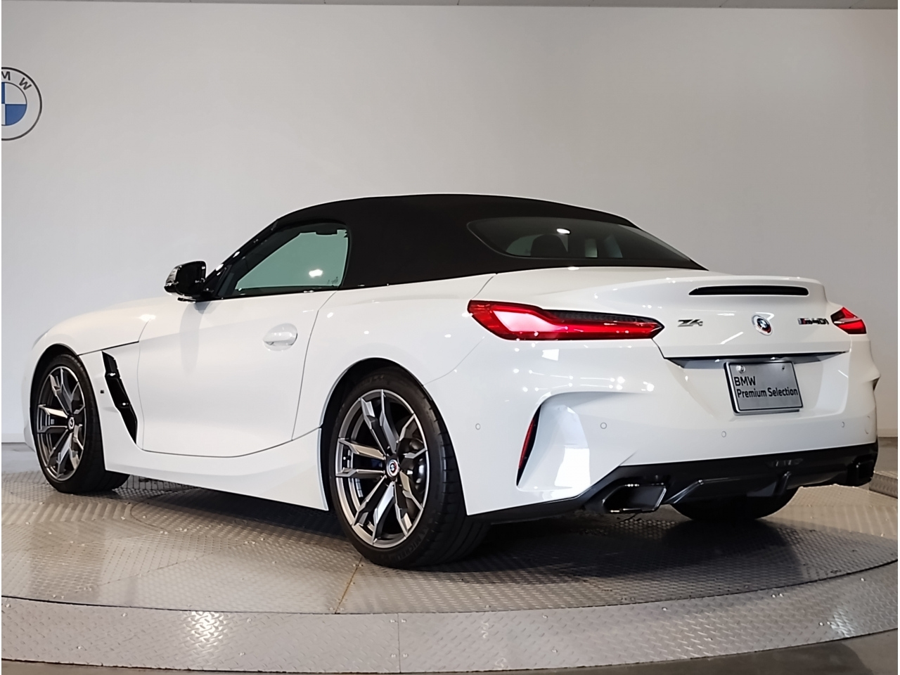 Import and buy BMW Z4 2022 from Japan to Nairobi, Kenya