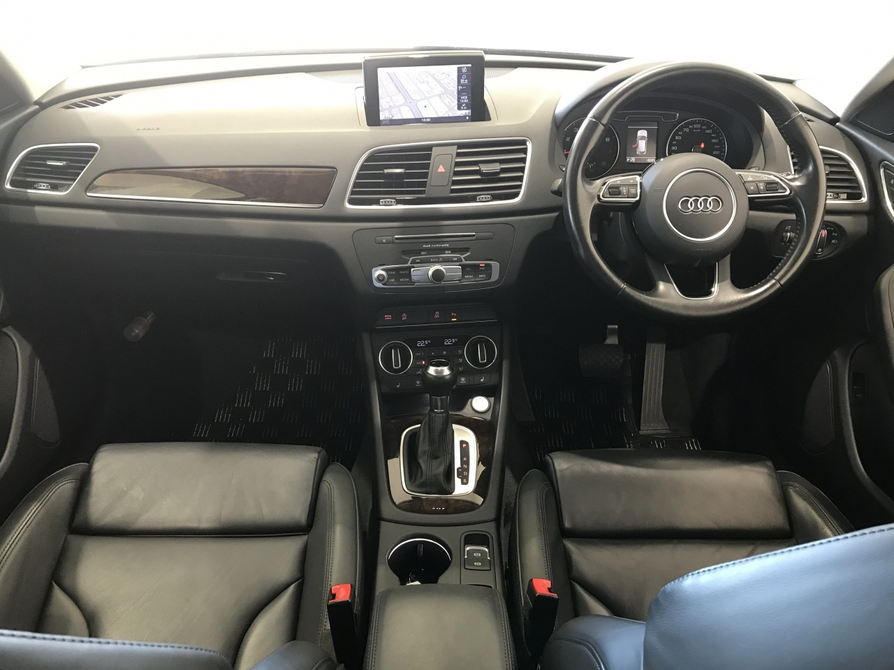 Import and buy AUDI Q3 2017 from Japan to Nairobi, Kenya