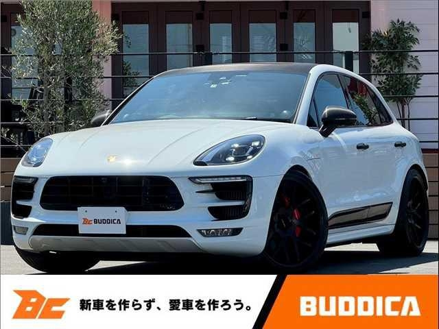 Import and buy PORSCHE MACAN 2017 from Japan to Nairobi, Kenya