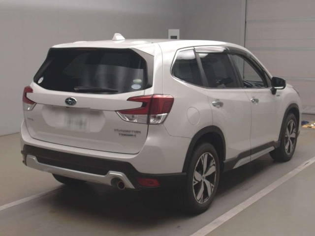 Import and buy SUBARU FORESTER 2019 from Japan to Nairobi, Kenya