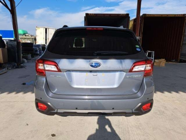 Import and buy SUBARU OUTBACK 2017 from Japan to Nairobi, Kenya