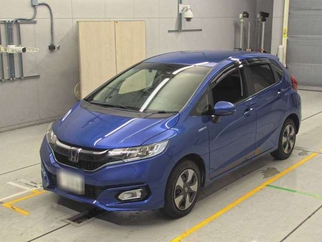 Import and buy HONDA FIT 2018 from Japan to Nairobi, Kenya