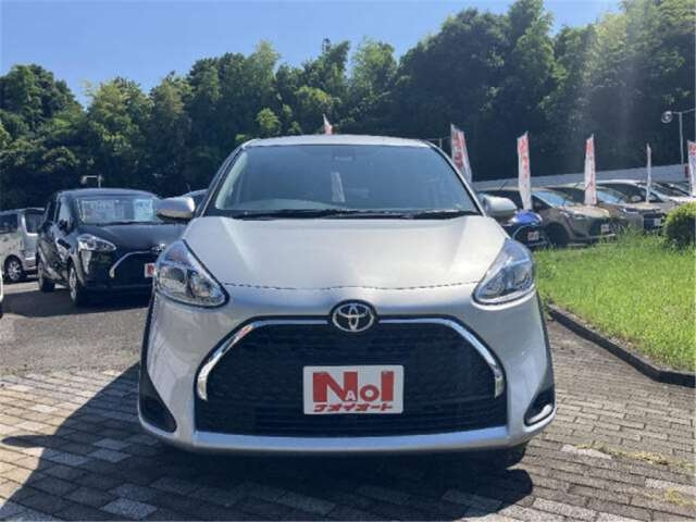 Import and buy TOYOTA SIENTA 2018 from Japan to Nairobi, Kenya