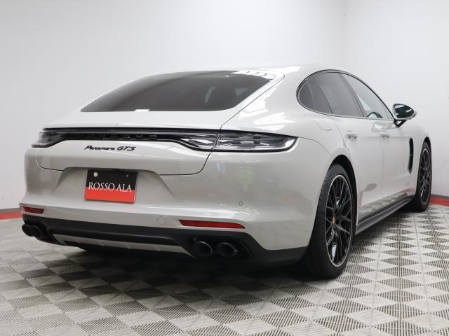 Import and buy PORSCHE PANAMERA 2021 from Japan to Nairobi, Kenya