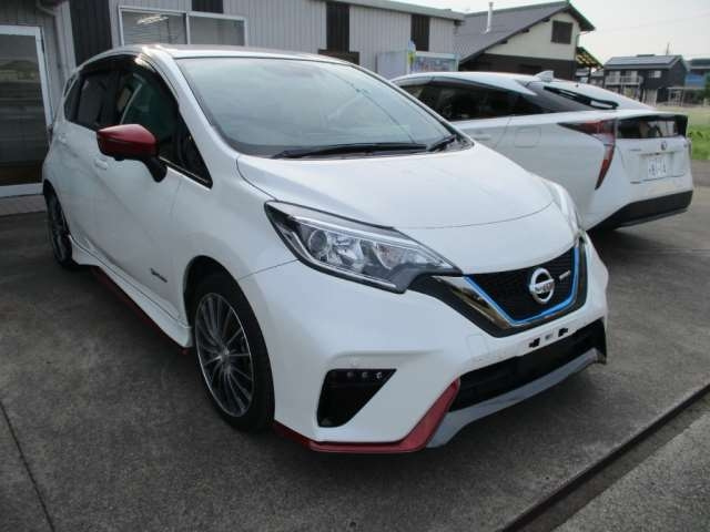 Import and buy NISSAN NOTE 2017 from Japan to Nairobi, Kenya