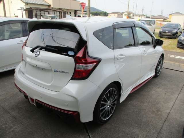 Import and buy NISSAN NOTE 2017 from Japan to Nairobi, Kenya