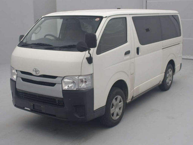 Import and buy TOYOTA HIACE VAN 2017 from Japan to Nairobi, Kenya