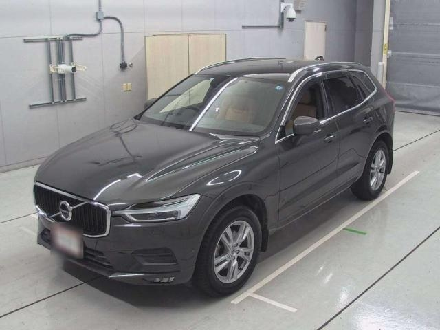 Import and buy VOLVO XC60 2017 from Japan to Nairobi, Kenya