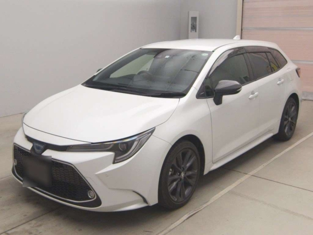 Import and buy TOYOTA COROLLA TOURING 2022 from Japan to Nairobi, Kenya