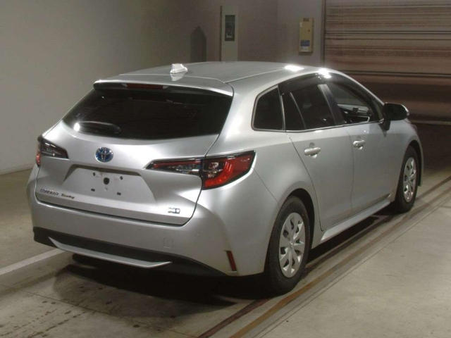 Import and buy TOYOTA COROLLA TOURING 2021 from Japan to Nairobi, Kenya