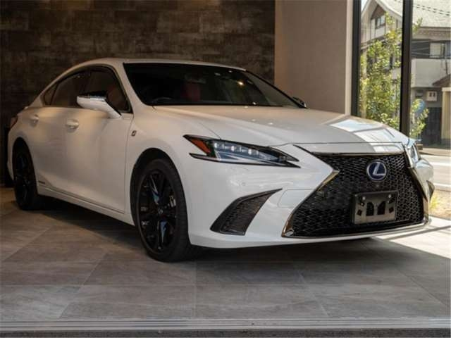 Import and buy LEXUS ES 2021 from Japan to Nairobi, Kenya