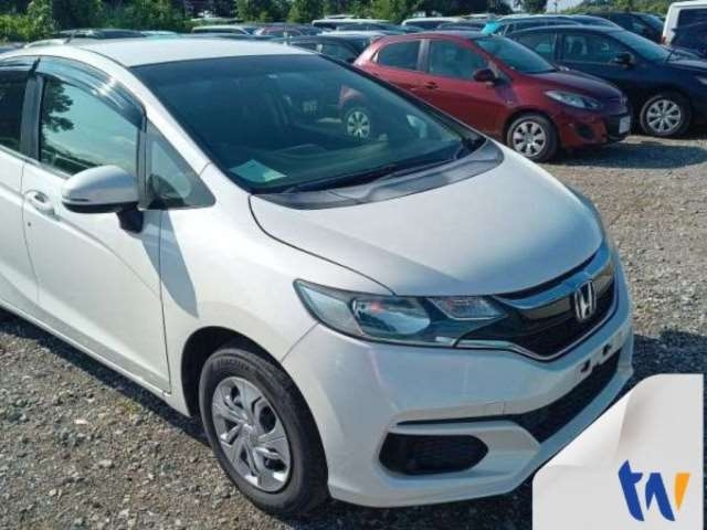 Import and buy HONDA FIT 2017 from Japan to Nairobi, Kenya