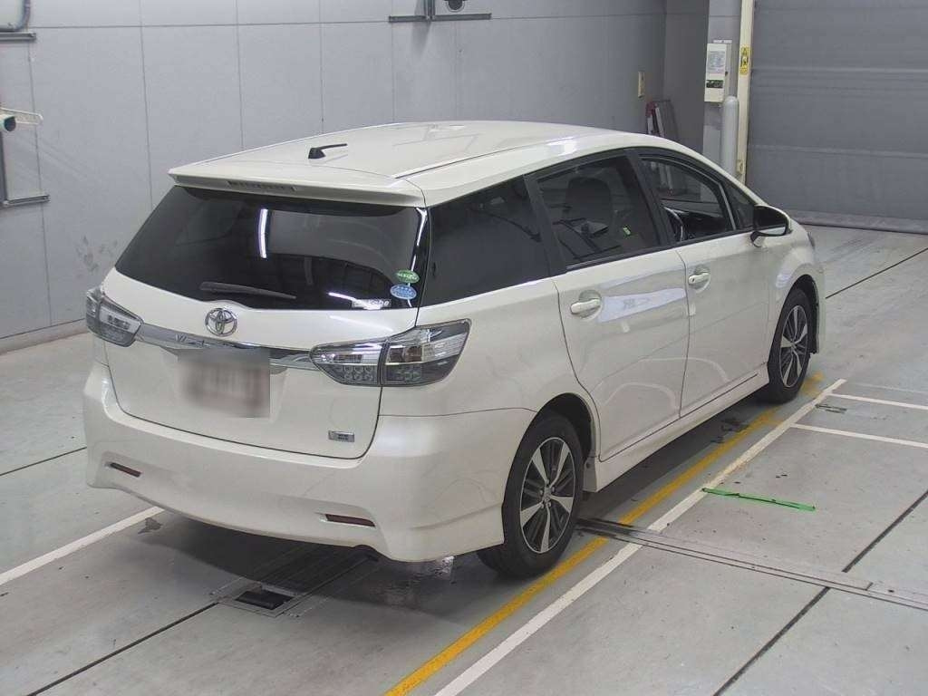 Import and buy TOYOTA WISH 2017 from Japan to Nairobi, Kenya