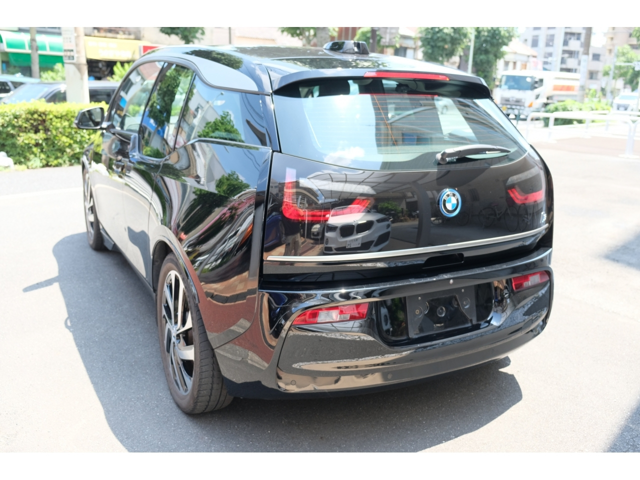 Import and buy BMW i3 2019 from Japan to Nairobi, Kenya