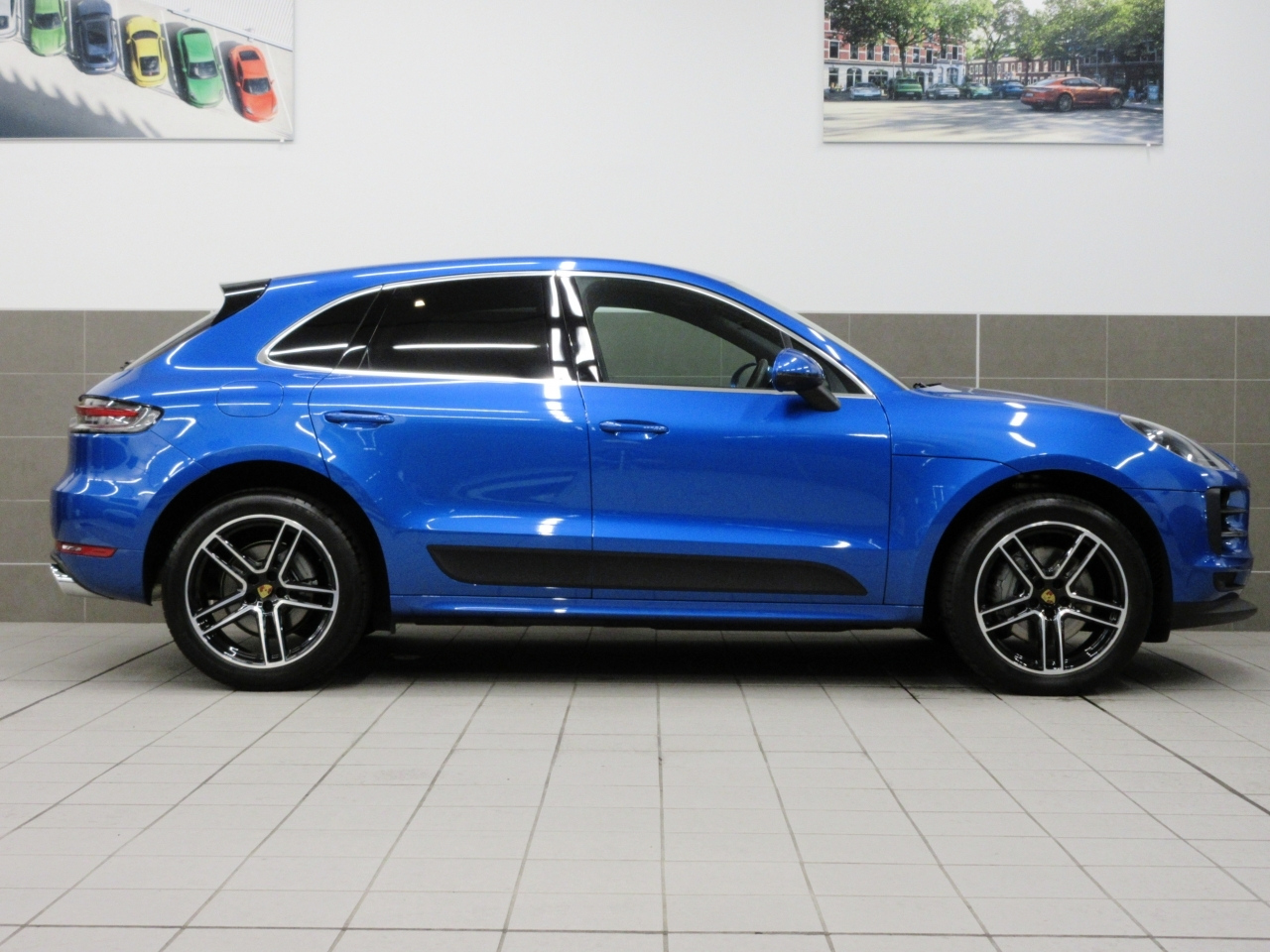 Import and buy PORSCHE MACAN 2019 from Japan to Nairobi, Kenya