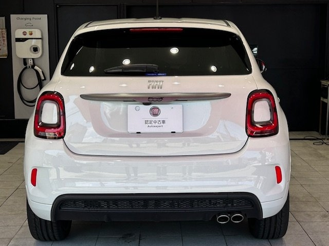 Import and buy FIAT 500X 2024 from Japan to Nairobi, Kenya