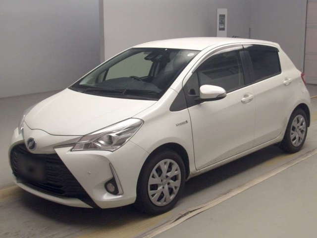 Import and buy TOYOTA VITZ 2019 from Japan to Nairobi, Kenya