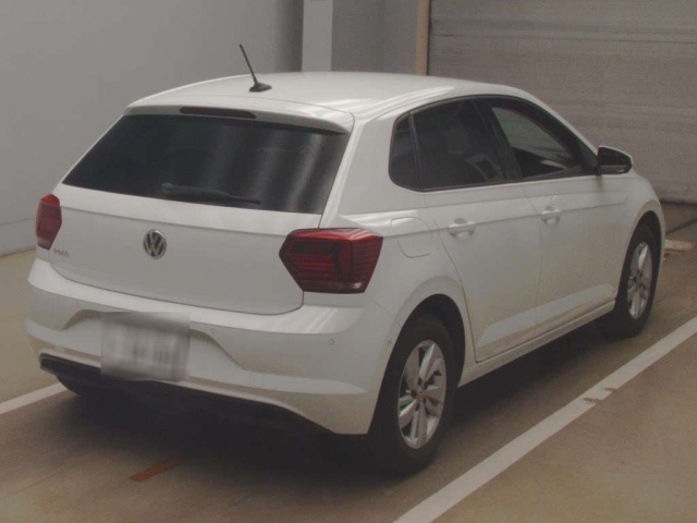 Import and buy VOLKSWAGEN POLO 2020 from Japan to Nairobi, Kenya