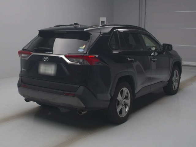 Import and buy TOYOTA RAV4 2021 from Japan to Nairobi, Kenya