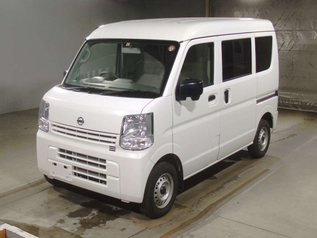 Import and buy NISSAN CLIPPER VAN 2022 from Japan to Nairobi, Kenya