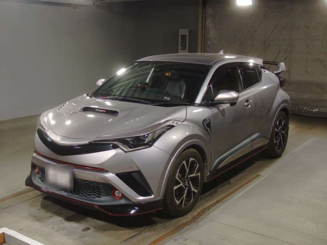 Import and buy TOYOTA C-HR 2019 from Japan to Nairobi, Kenya