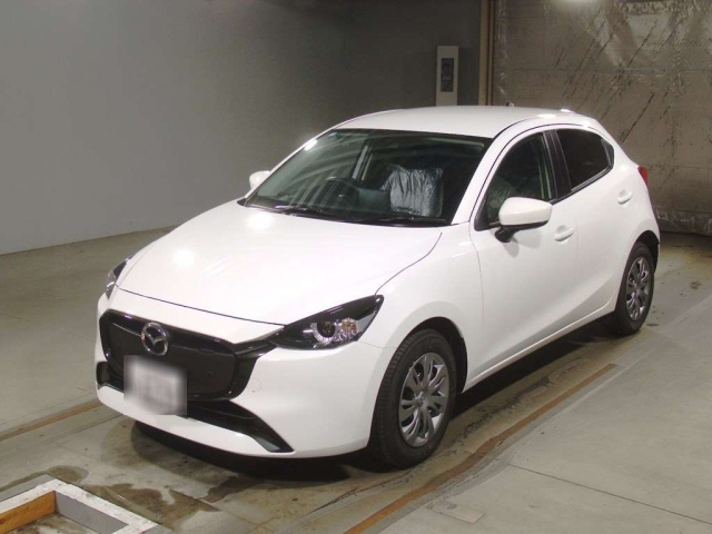 Import and buy MAZDA MAZDA2 2024 from Japan to Nairobi, Kenya