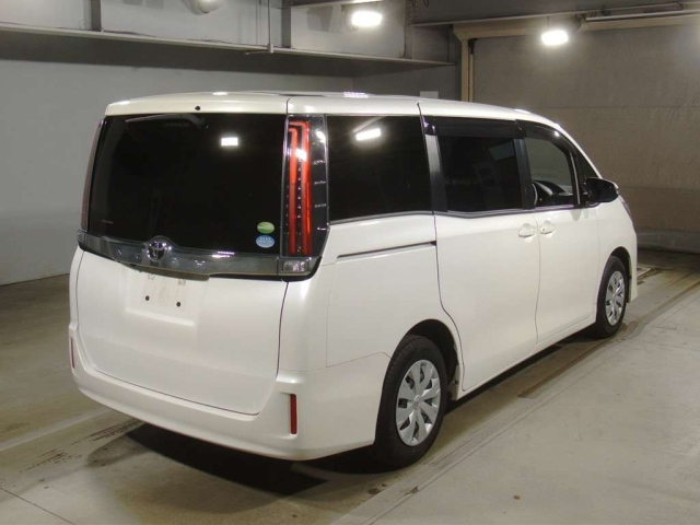 Import and buy TOYOTA NOAH 2019 from Japan to Nairobi, Kenya