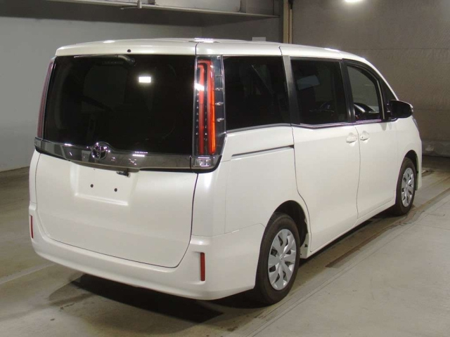 Import and buy TOYOTA NOAH 2020 from Japan to Nairobi, Kenya