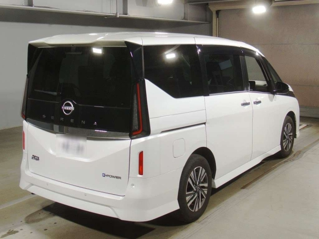 Import and buy NISSAN SERENA 2023 from Japan to Nairobi, Kenya