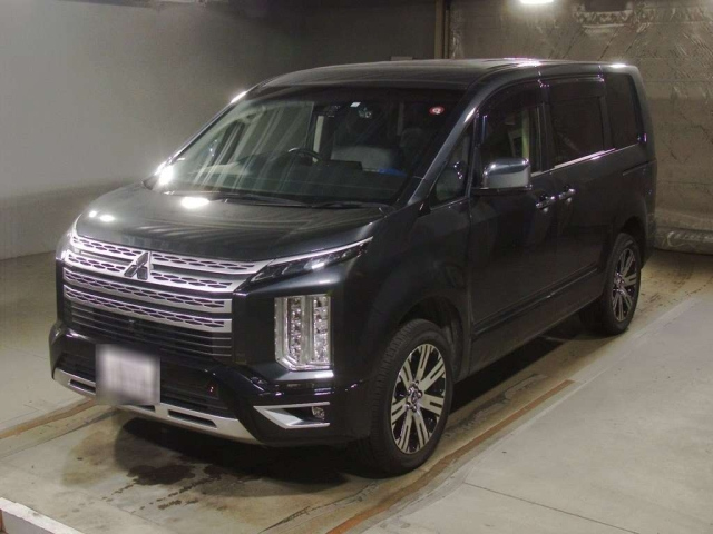 Import and buy MITSUBISHI DELICA D5 2023 from Japan to Nairobi, Kenya