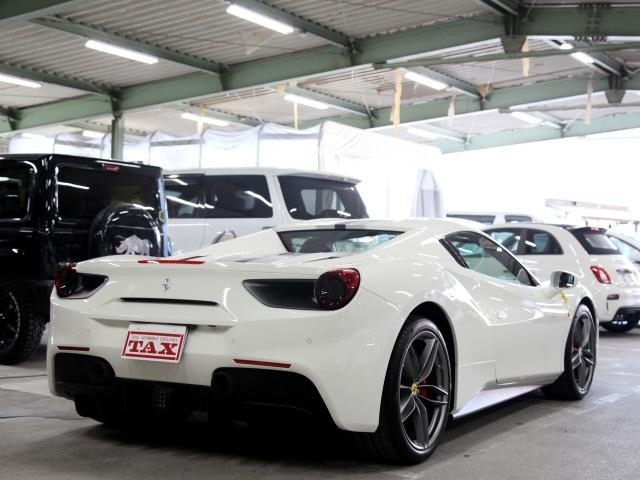 Import and buy FERRARI 488 SPIDER 2017 from Japan to Nairobi, Kenya