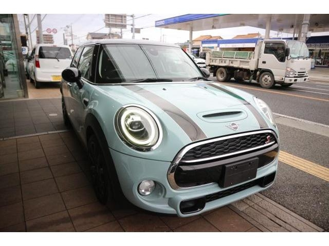 Import and buy BMW MINI 2019 from Japan to Nairobi, Kenya