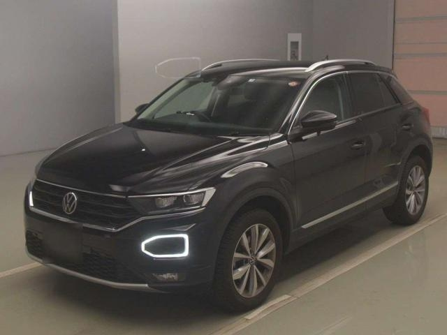 Import and buy VOLKSWAGEN T-ROC 2021 from Japan to Nairobi, Kenya